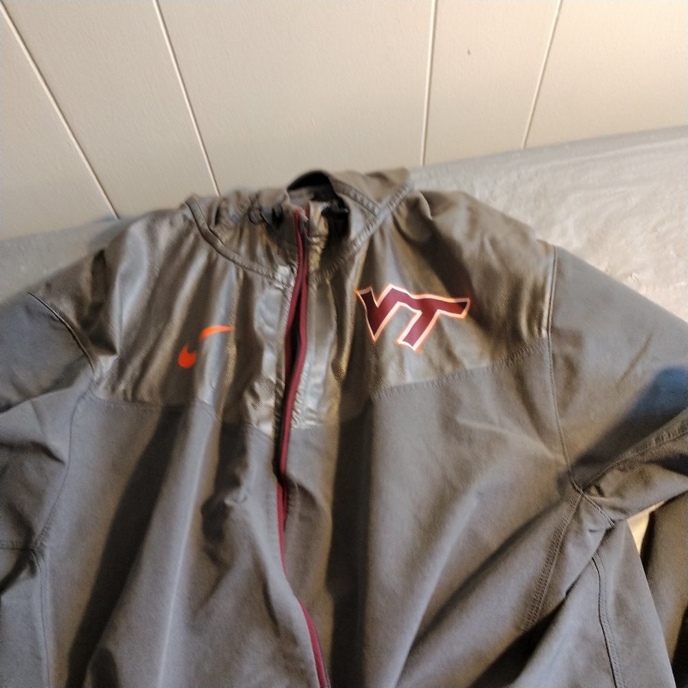 Nike Virginia Tech Grey Jacket with Hood Med